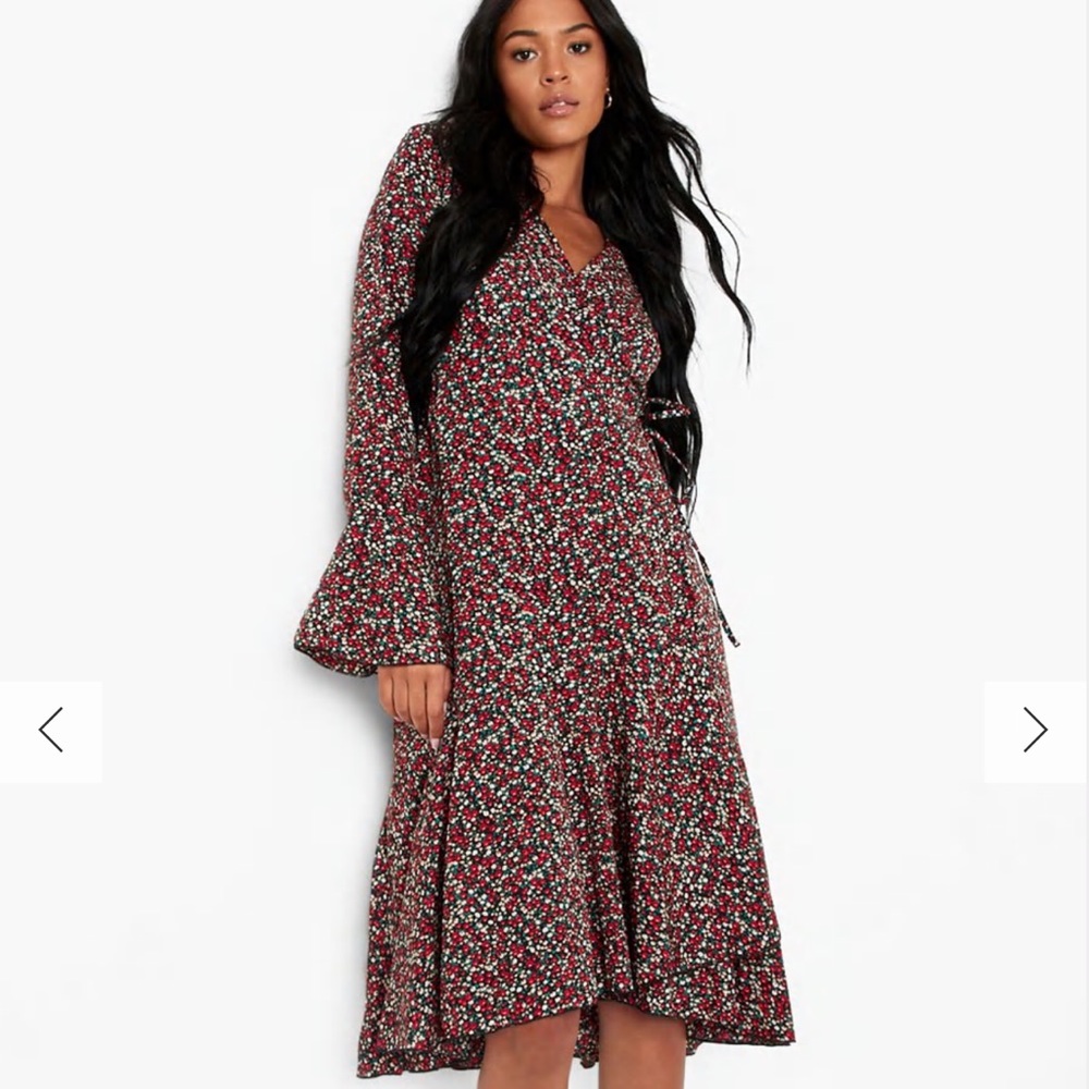 Boohoo- FLORAL PRINT WRAP MIDI DRESS